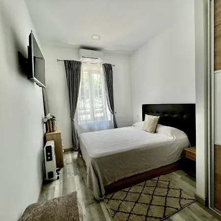 Plaza De Toros By United Renters Apartment *